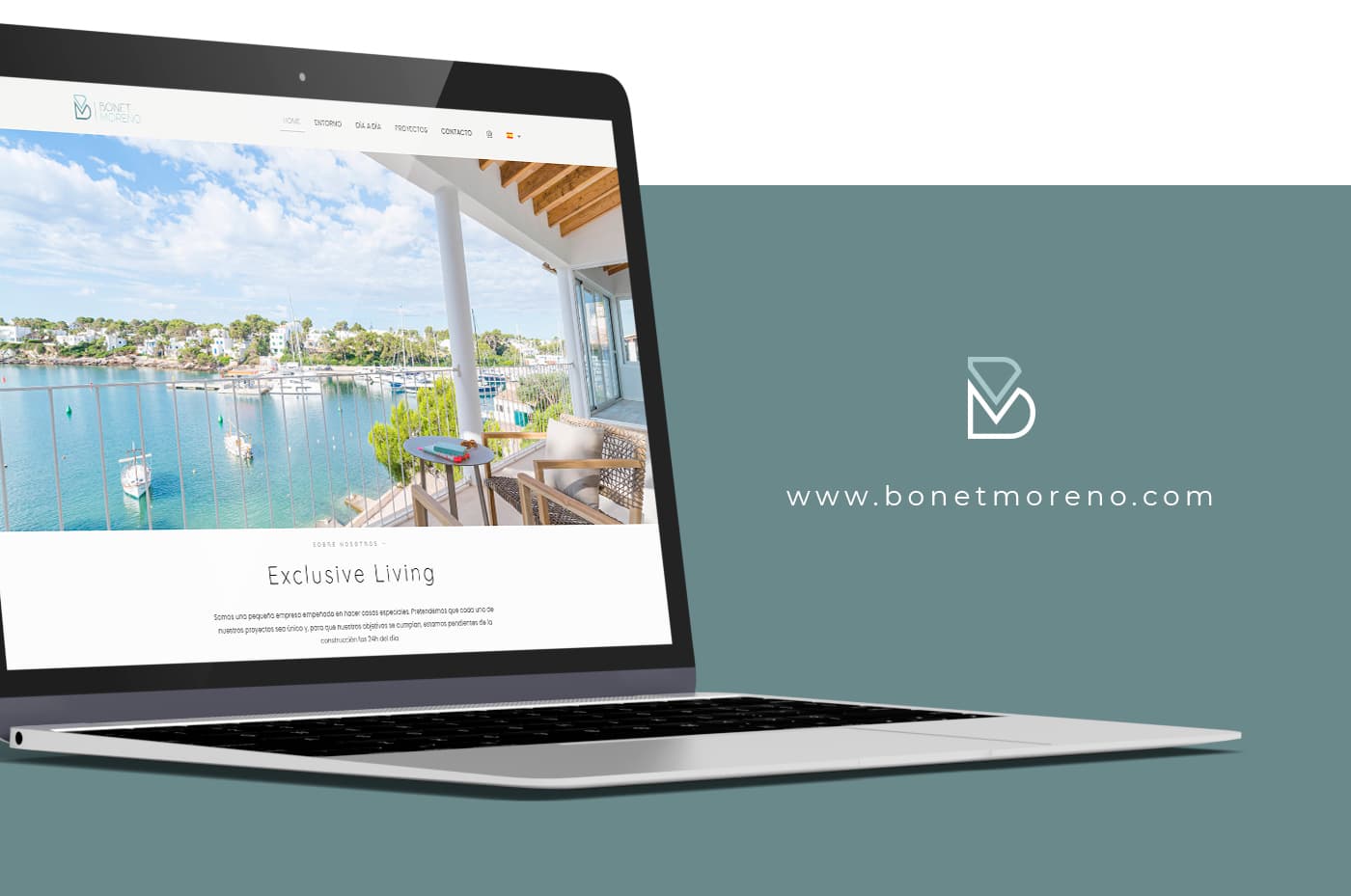 Mockup del logotip en pantalla de portàtil amb la web Exclusive Living