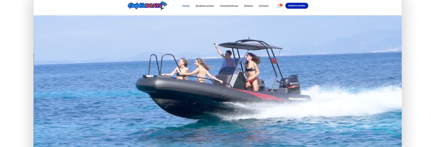 Pàgina web de reserva mostrant una llanxa semirígida amb passatgers navegant