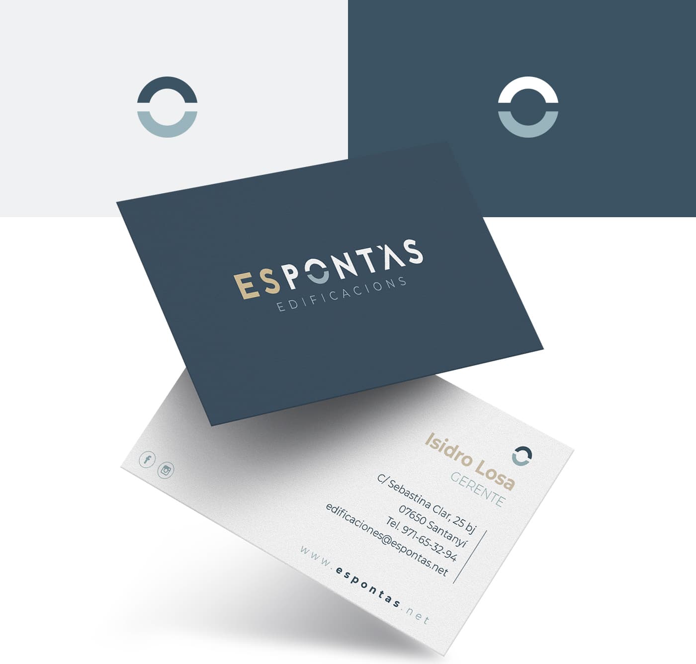Tarjetas de visita de Es Pontàs con acabado azul oscuro y dorado