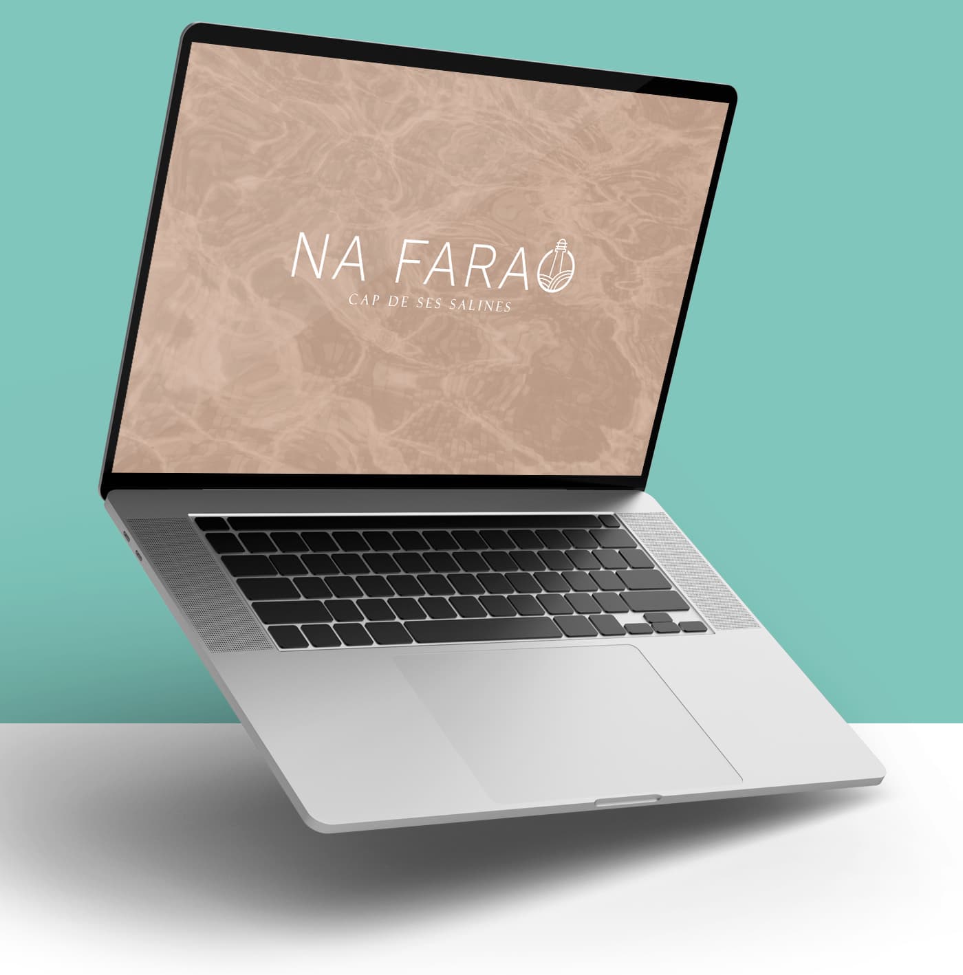 Mockup de portàtil mostrant la pantalla de benvinguda amb el logotip de Na Farao
