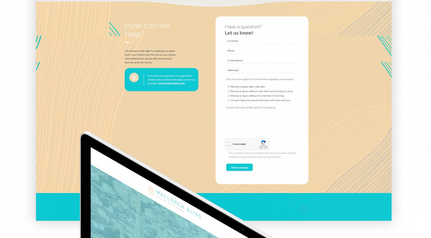 Laptop mockup with the website's contact form