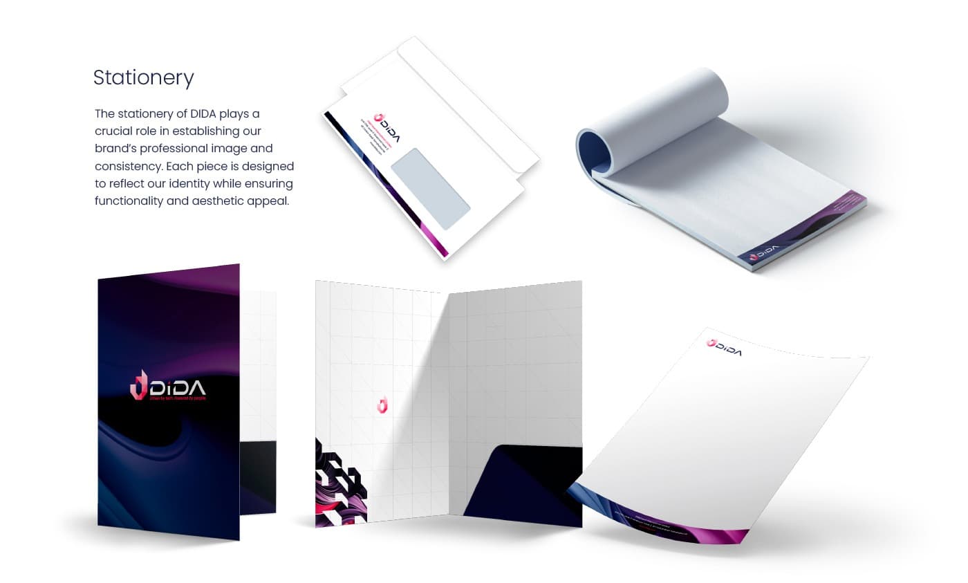 Mockup de papelería corporativa: sobre, bloc, carpeta y hoja membretada